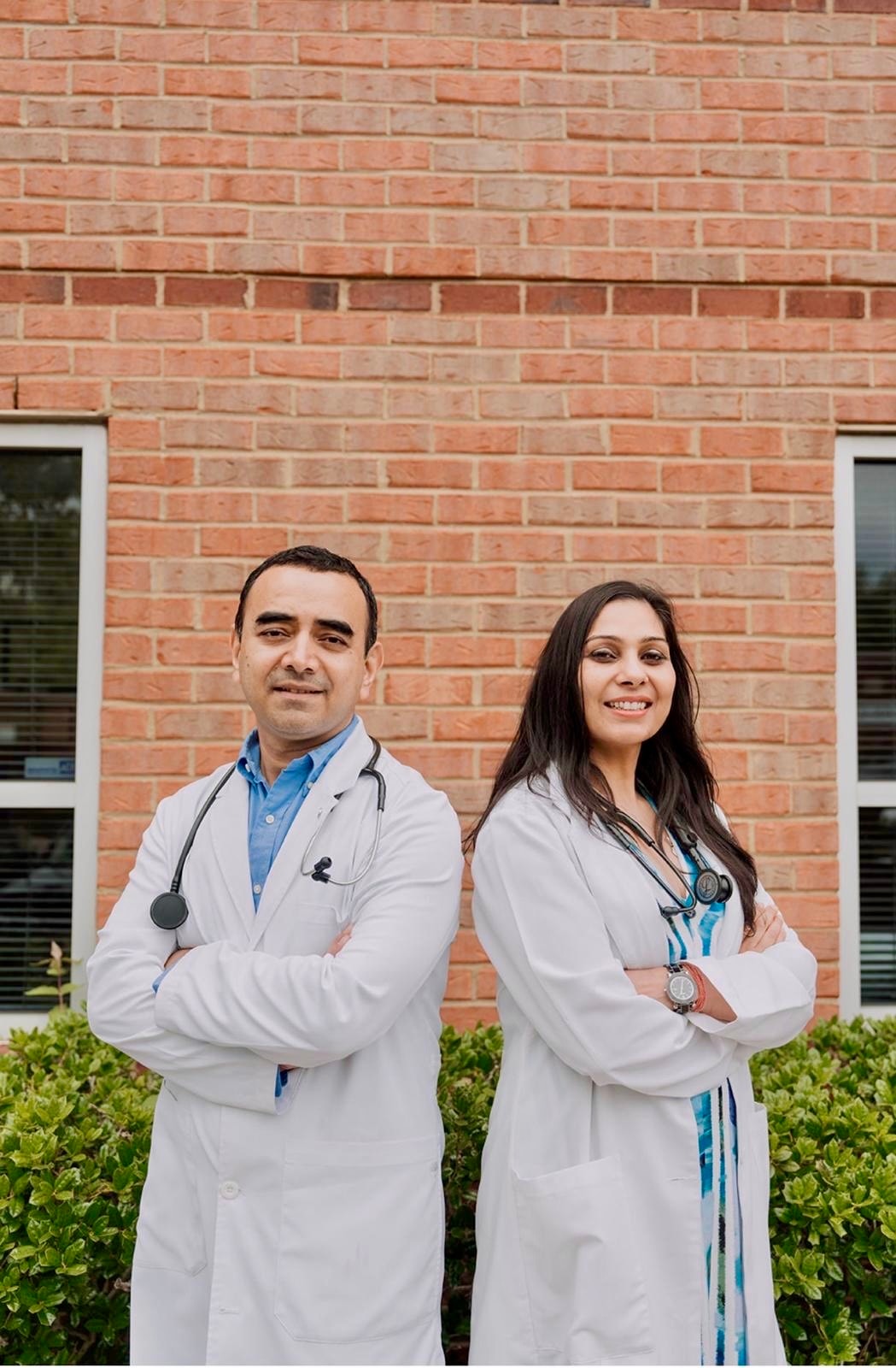 The VERSAL Pro Health care team outside the Franklin clinic